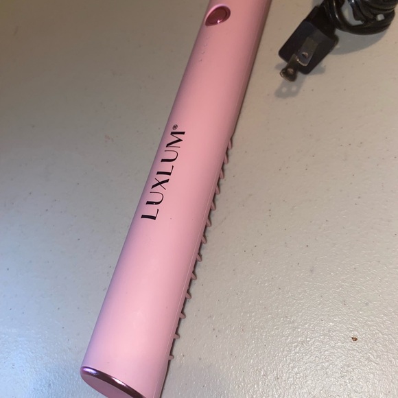 Pink Hair Accessory - Picture 2 of 8